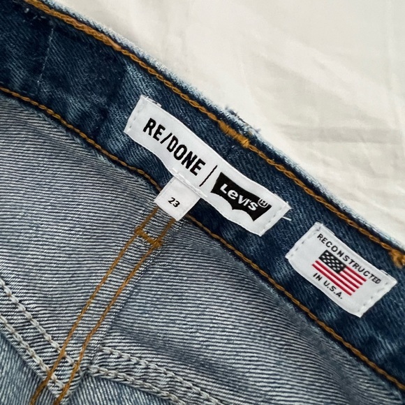 Re/Done Levi’s 90’s Low Slung Denim Shorts 23 - Picture 3 of 6